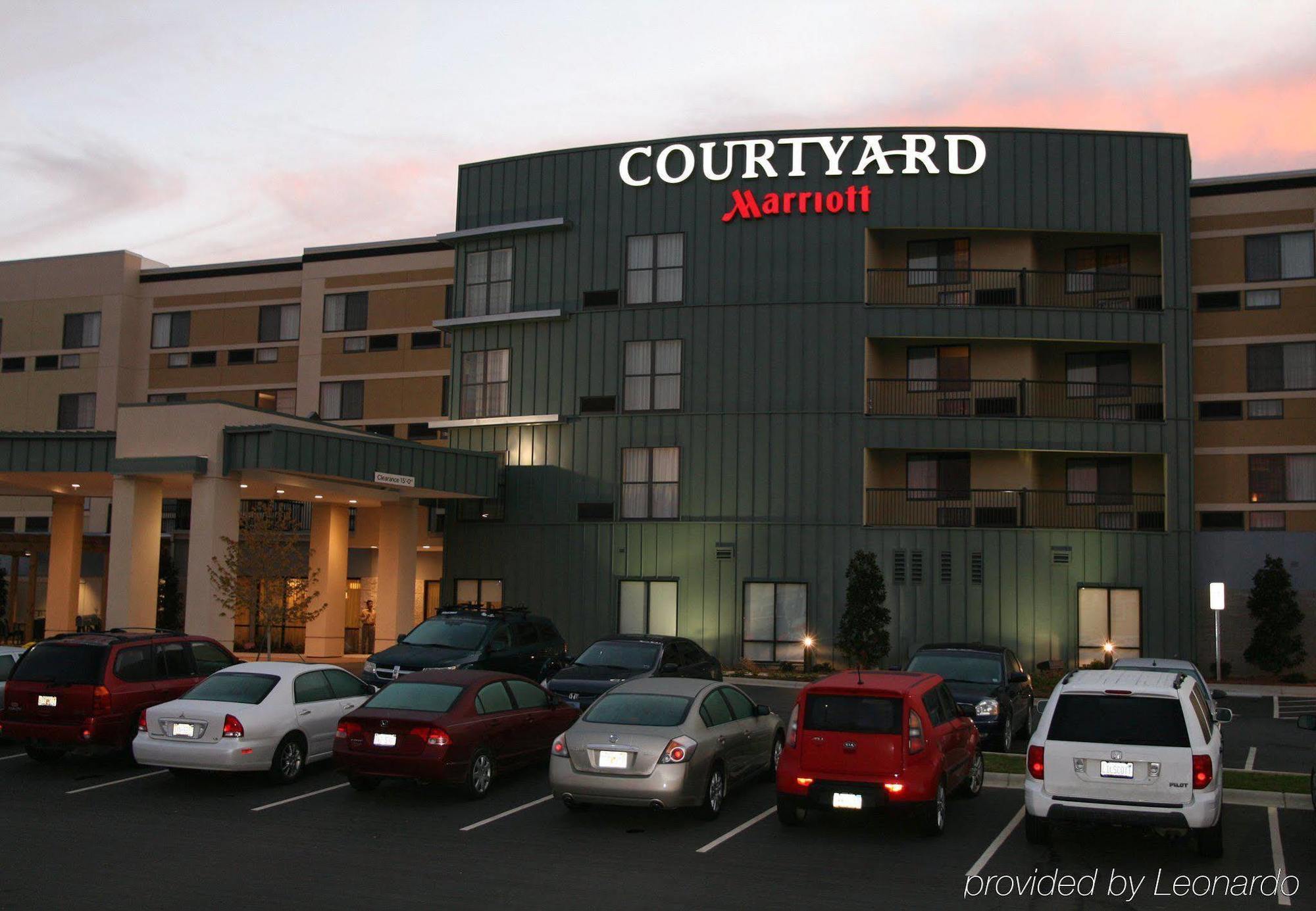 Courtyard Statesville Mooresville/Lake Norman Exterior photo